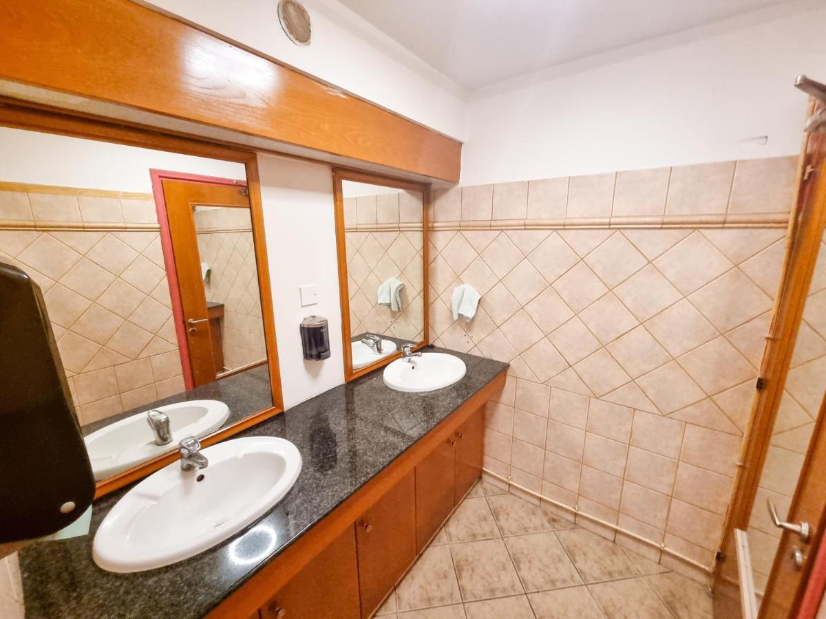 Unique City Hostel 100 Meters From Beach Ларнака Экстерьер фото